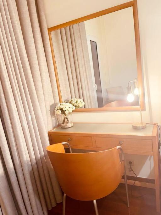 פונשל Seaview Apartment Walking To The Beach מראה חיצוני תמונה